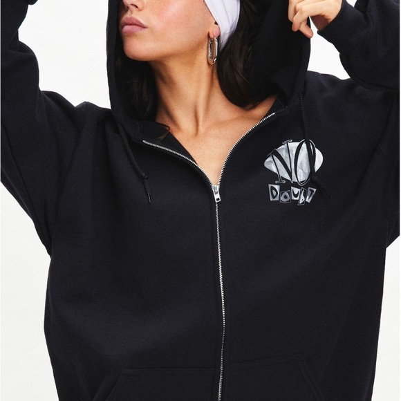 Urban Outfitters No Doubt Graphic Zip Up Hoodie - Picture 2 of 3